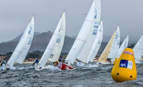 Las pruebas de la Liga de Invierno AXA J80 se disputarán en la bahía de Baiona. /&copy; Rosana Calvo