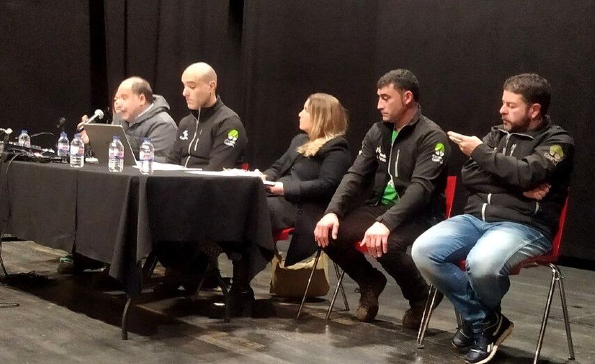 Imaxe da asemblea extraordinaria da Comunidade de montes de Tameiga / CCMM Tameiga