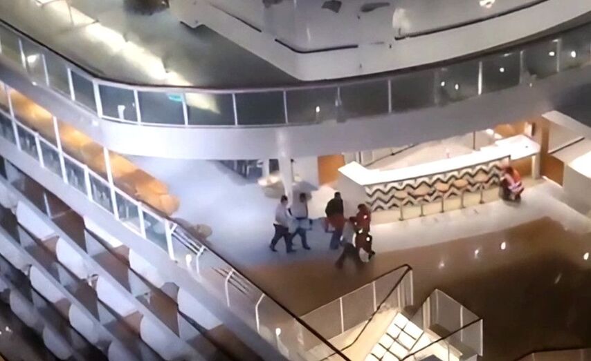 Imaxe da evacuaci&oacute;n na cuberta do cruceiro / Pesca I