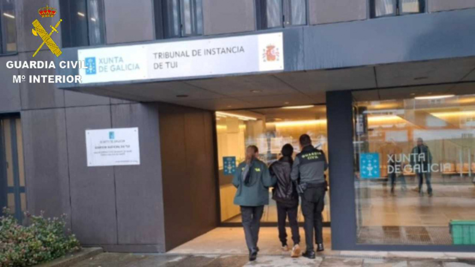 Un vecino de A Guarda, detenido como presunto autor de una oleada de robos con fuerza en la localidad