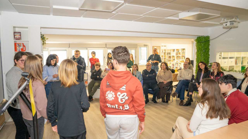 Baiona estrena una biblioteca escolar renovada y ampliada