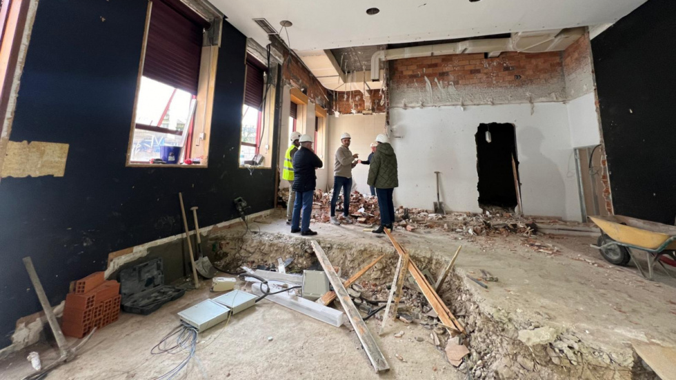 O Porriño inicia la reforma de la que será la única sala de cine de la comarca