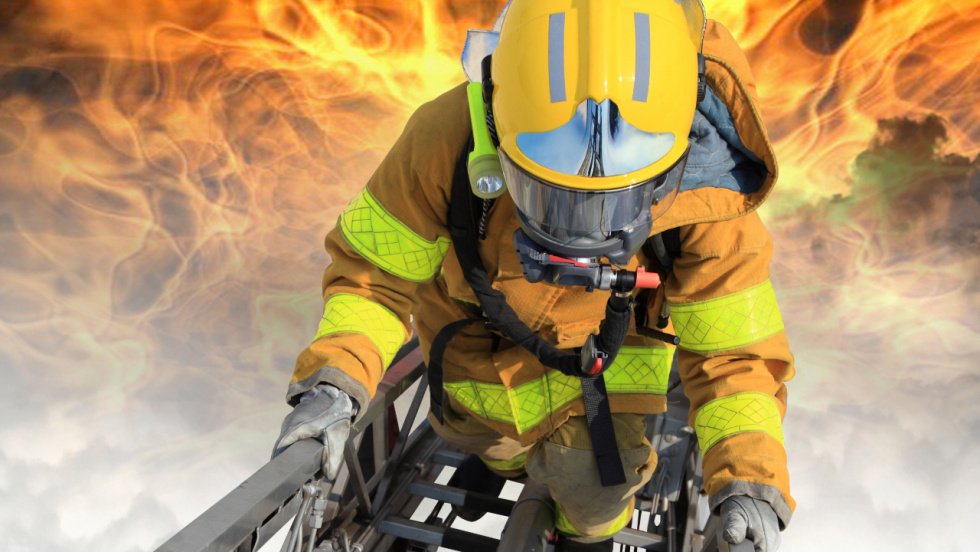 Abren 19 plazas para bomberos y jefes de parque en los parques de la provincia de Pontevedra