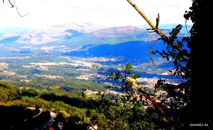 Mos cuenta con 15.000 habitantes y cientos de empresas que no disponen de banda ancha de internet