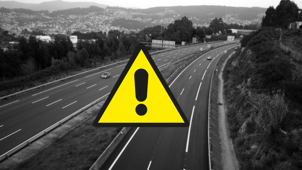 Corte de 2,1 km en la AG-57 por riesgo de desprendimiento tras las lluvias