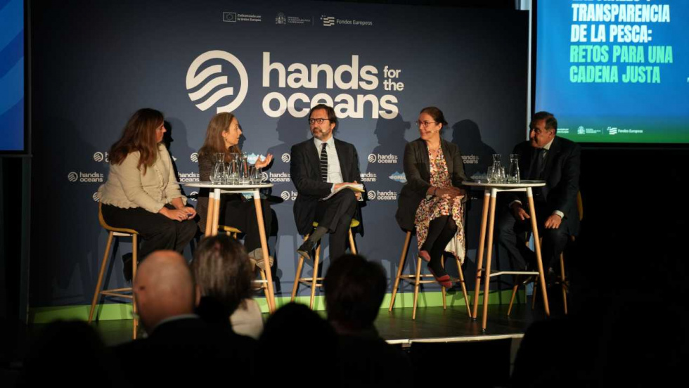 Casi el 60% de los españoles pagaría más por pescado con derechos laborales justos