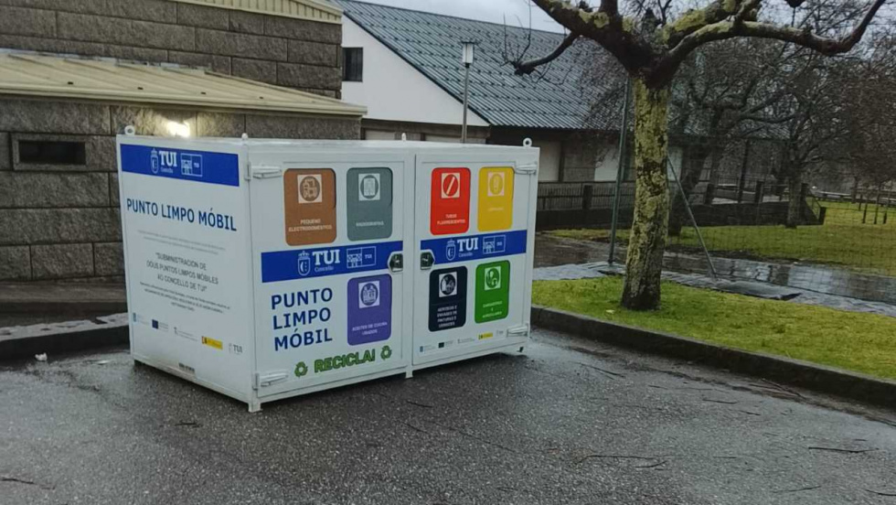 Tui lleva el reciclaje de 14 tipos de residuos a sus parroquias