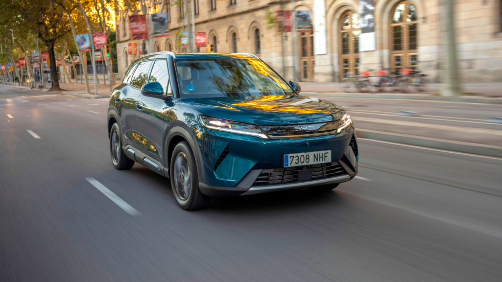 El BYD Atto 2 DM-i híbrido enchufable aterriza en España desde 20.940 euros