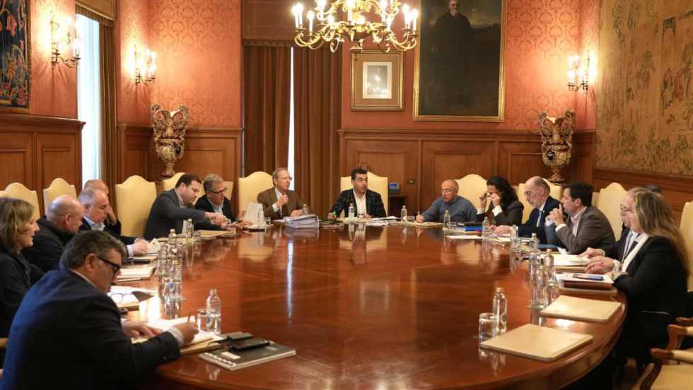 La Diputación de Pontevedra aprueba 100.000 euros en ayudas para Protección Civil