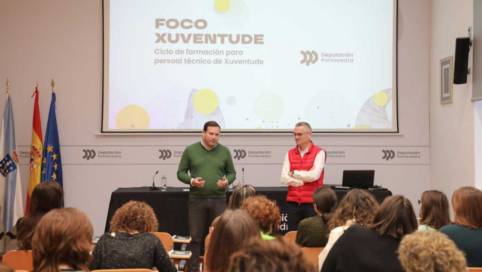 Técnicos de 27 municipios se forman para mejorar la salud mental juvenil