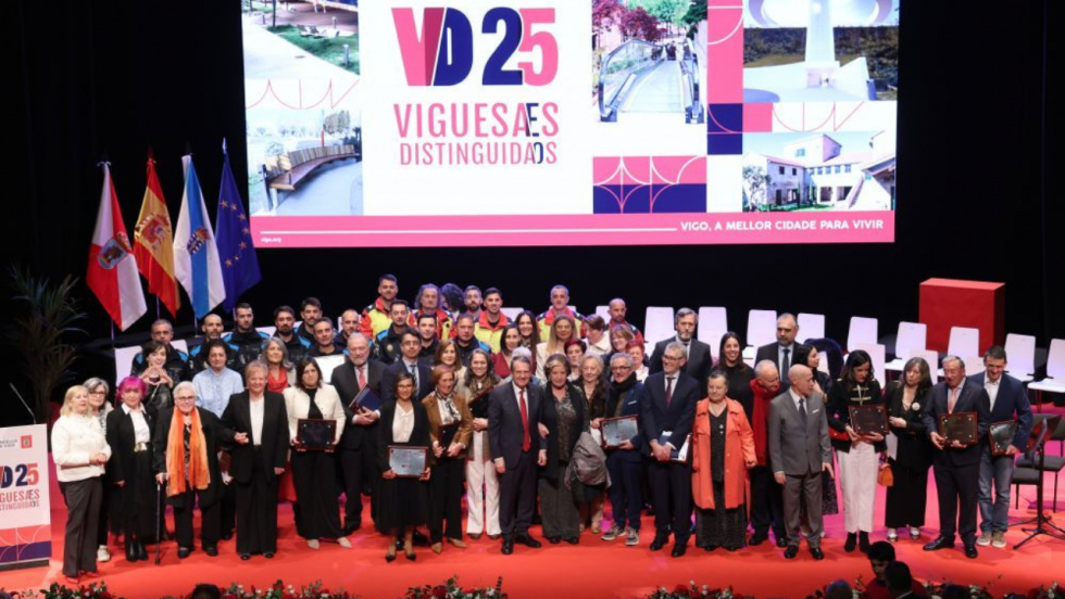Los institutos Alexandre Bóveda y Álvaro Cunqueiro serán nombrados Vigueses Distinguidos 2026