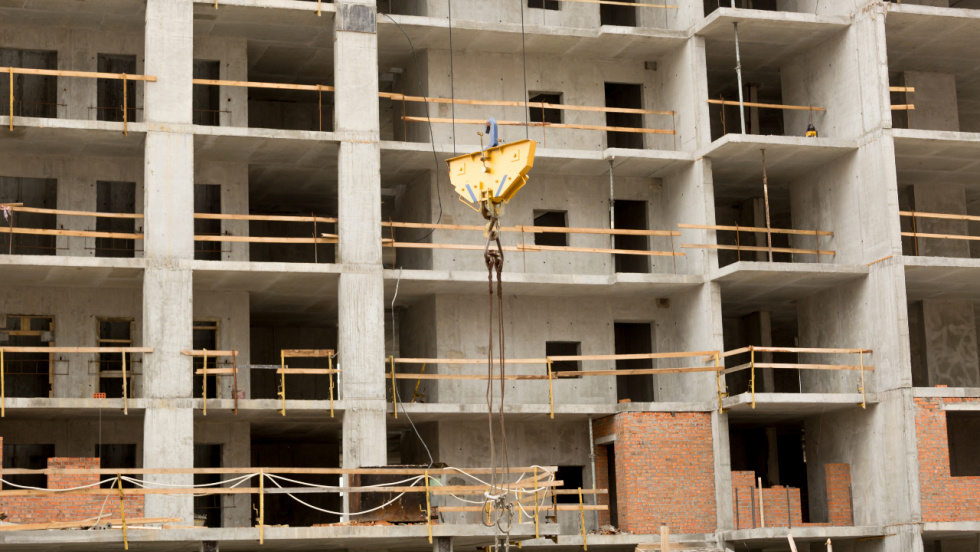 El precio medio de la vivienda hipotecada en España sube un 6,5% en 2025 y la obra nueva sigue en mínimos