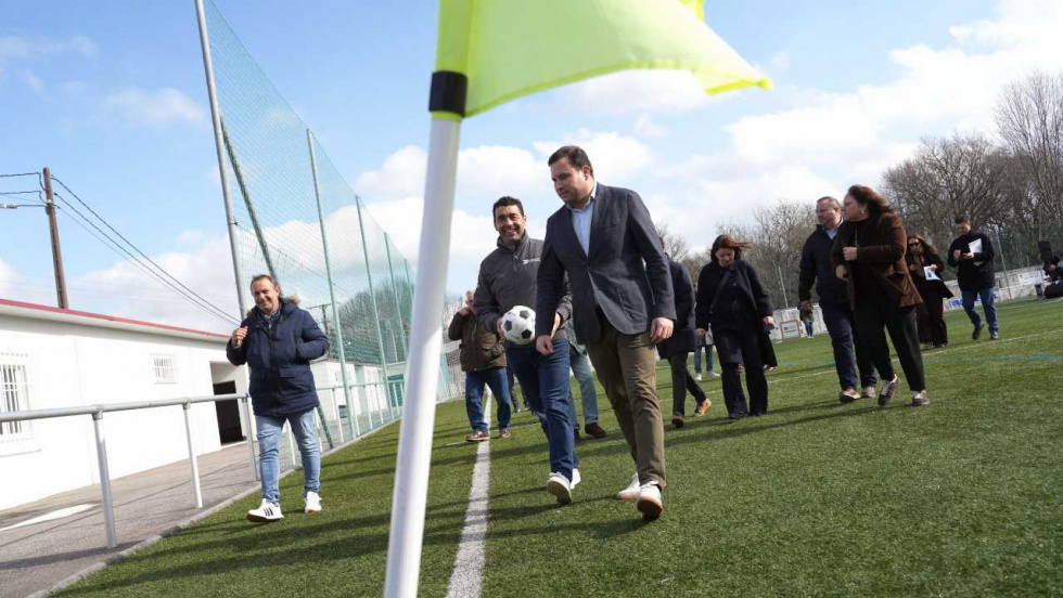 La Deputación invierte 28 millones en modernizar 300 campos de fútbol