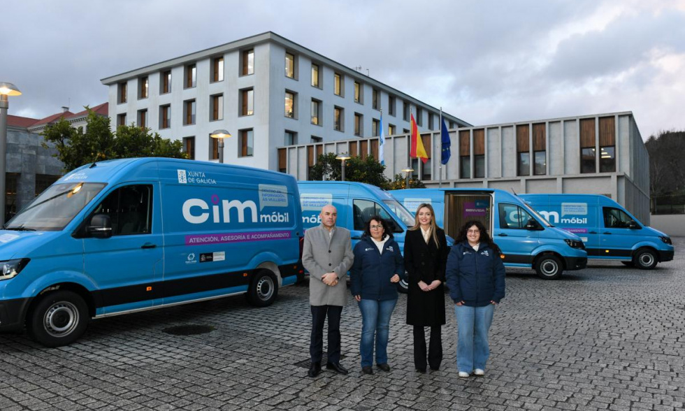 Cuatro unidades móviles de información para la mujer recorrerán desde el lunes el rural y los campus gallegos