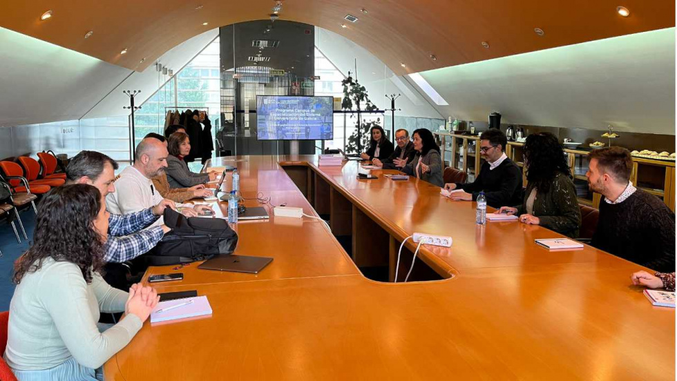 La Xunta impulsa la cooperación entre los tres campus de especialización de Galicia para generar sinergias en investigación