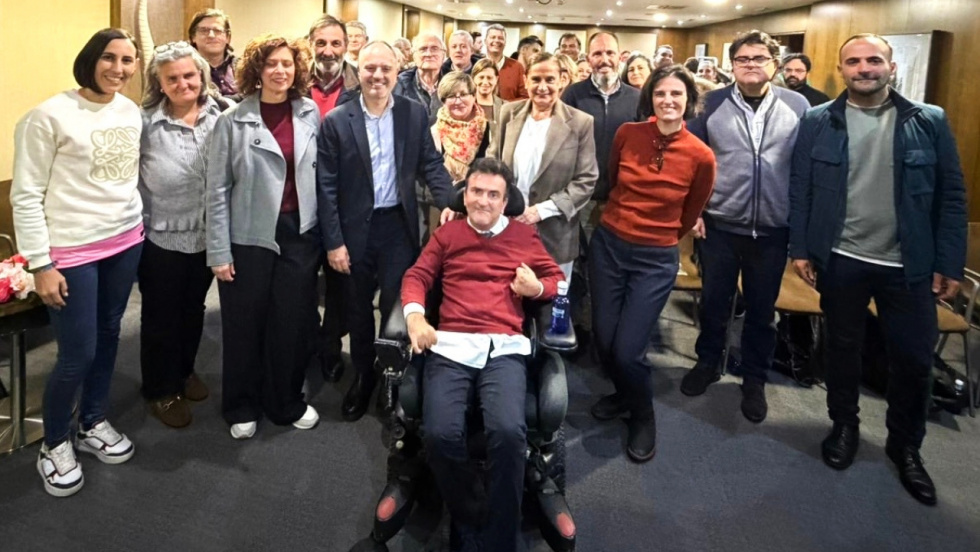 El PSOE de Pontevedra reclama mayor compromiso institucional y financiación para una movilidad y urbanismo accesibles