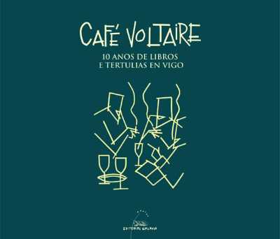 Suso de Toro enciende la noche compostelana en el Café Voltaire