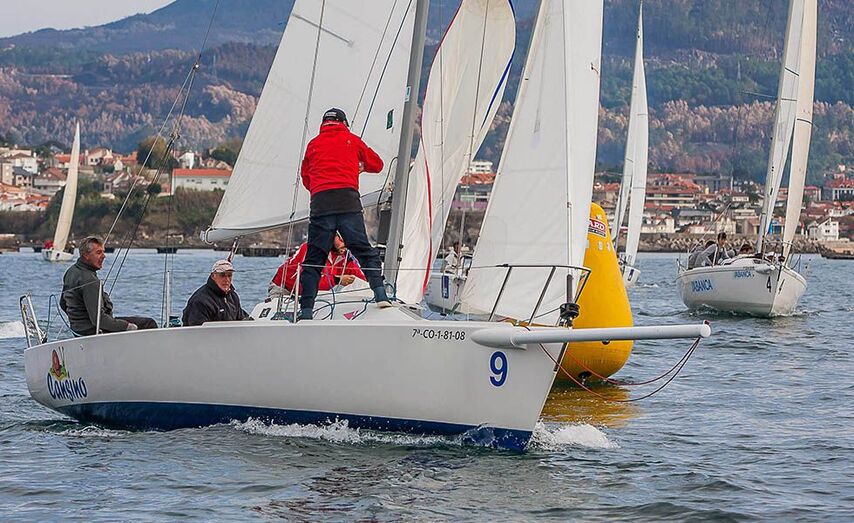 El Cansino patroneado por Fernando Yáñez encabeza la clasificación provisional. /&copy; Rosana Calvo