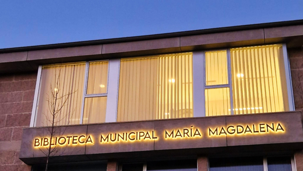 Agujas que tejen diálogo y memoria: nace un club de calceta en Mos