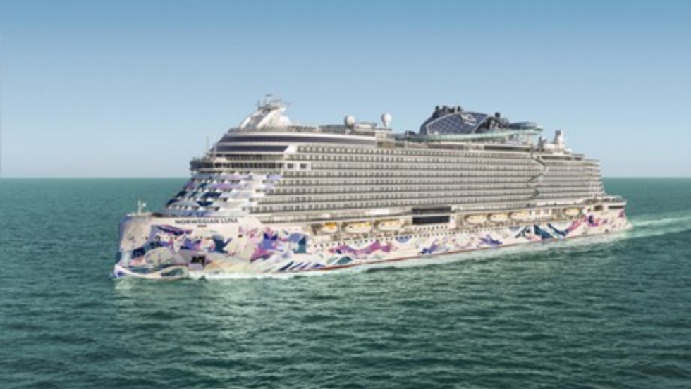 El Norwegian Luna ya surca el Atlántico: así es el nuevo gigante de los cruceros