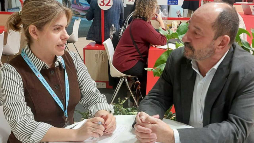 TUI Group negocia con Turismo de Galicia un programa de city breaks para Santiago