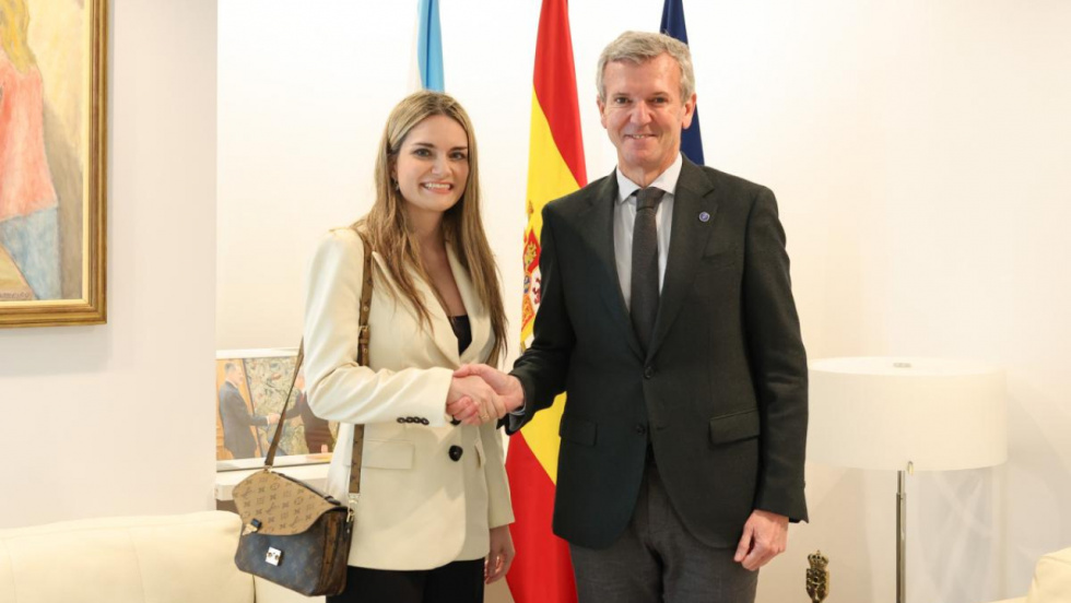 Rueda recibe a Isabel Dobarro, primera gallega con un Grammy Latino de música clásica