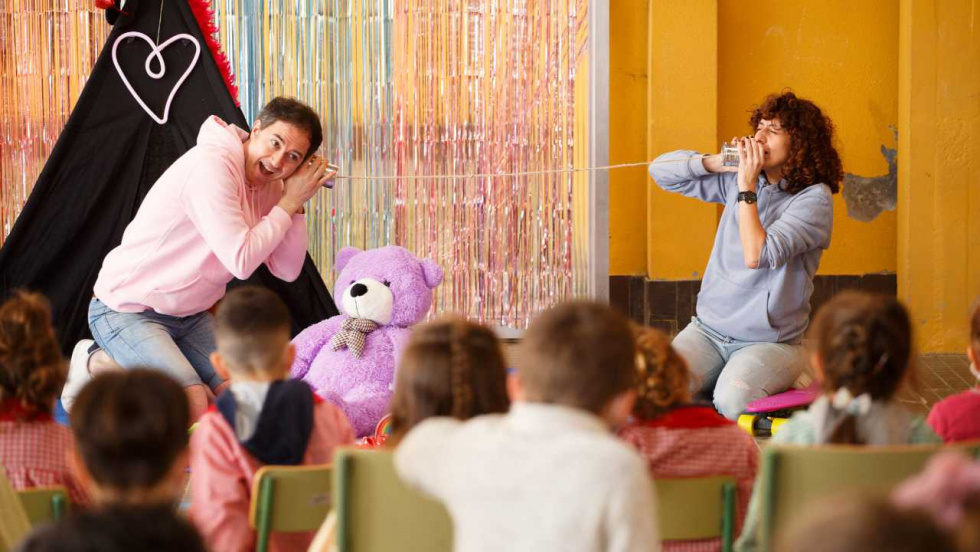 'Rosa y Azul': un cuentacuentos en Baiona para romper con los estereotipos de género