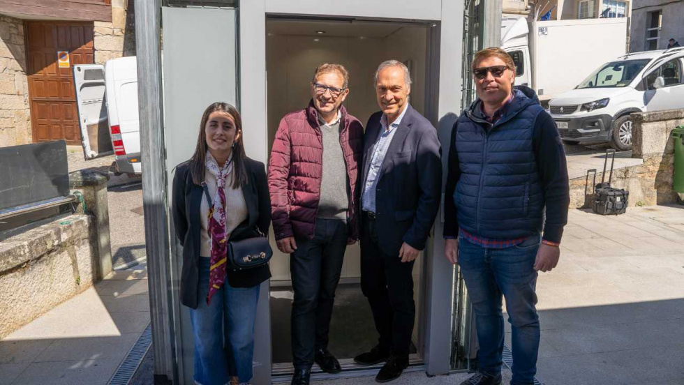 La Xunta financia la instalación de un ascensor en el mercado municipal de As Neves