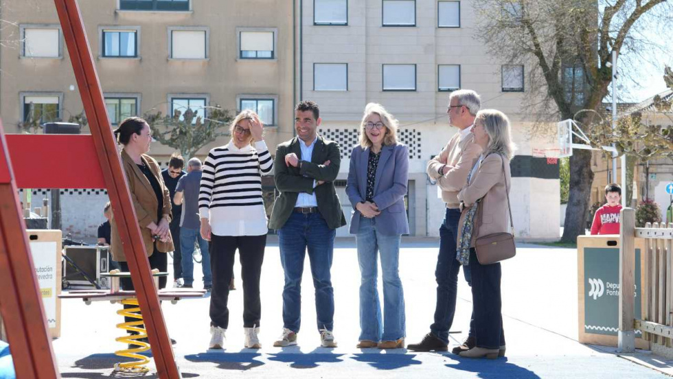 La Deputación invierte 16,2 millones para crear o renovar 43 parques infantiles en la provincia