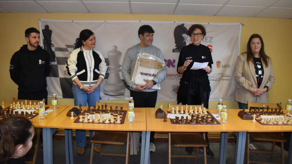 El Club Xadrez Mos presume de cantera femenina con tres campeonas gallegas sub-8