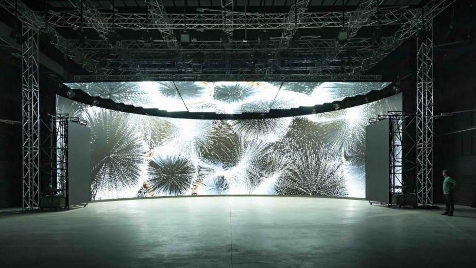 (IN)VISUAL lleva la mejor cultura digital contemporánea al mayor plató de producción virtual de España