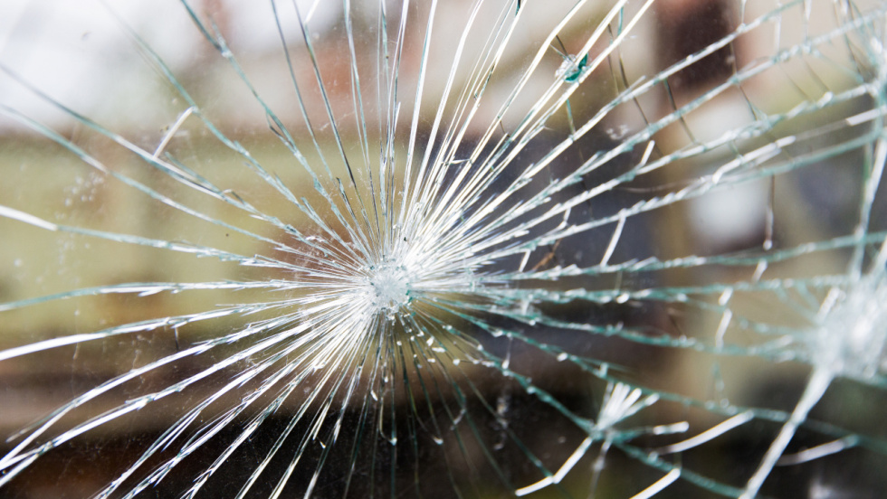 La Guardia Civil detiene en O Porriño al autor de dos robos con fuerza en un bar y una lavandería