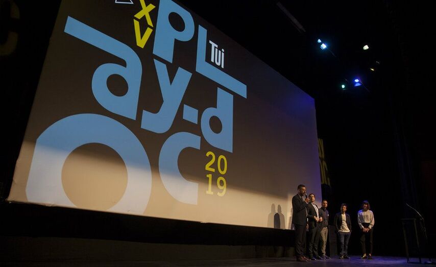 &copy;TamaradelaFuente