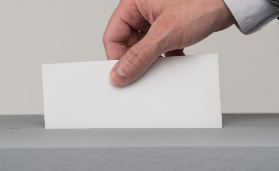 El plazo de depósito del voto por correo finalizará el 24 de mayo  |Image licensed by © Ingram Image