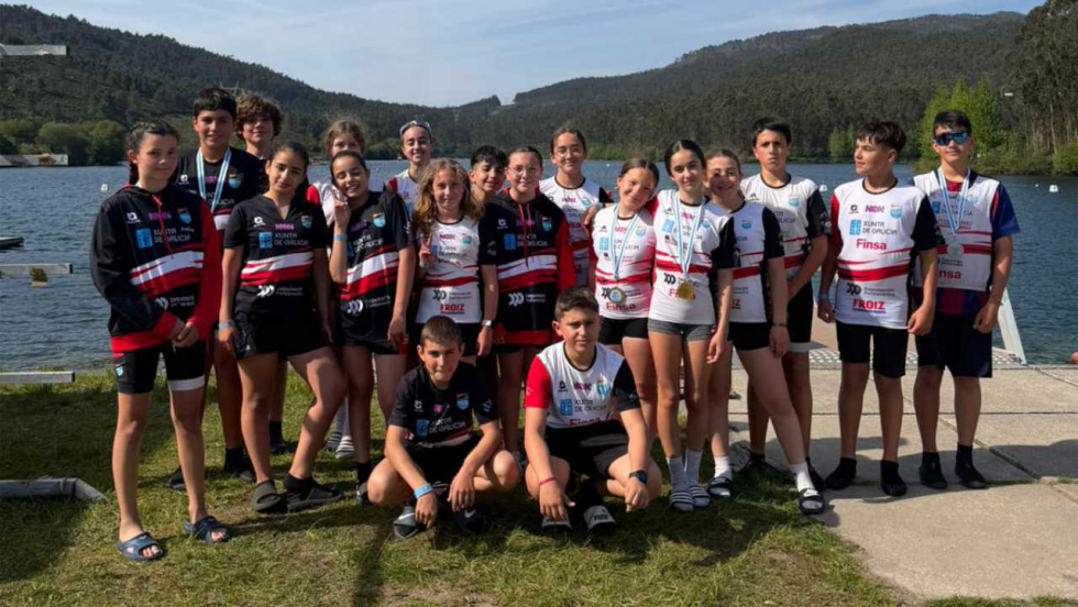 El Club Náutico Pontecesures se impone en la primera cita provincial de piragüismo en Verducido