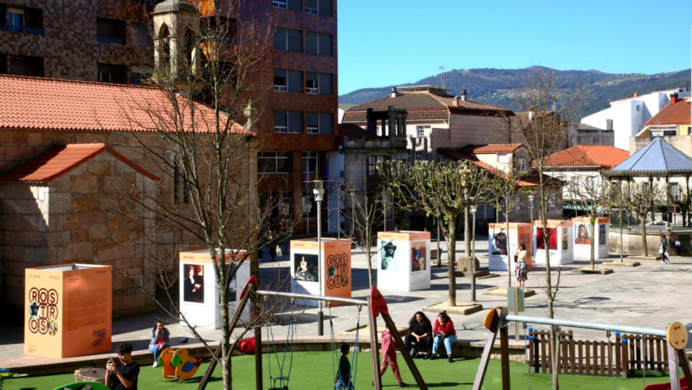 El Parque do Cristo acoge 'Rostros', una exposición al aire libre con 120 años de retrato gallego