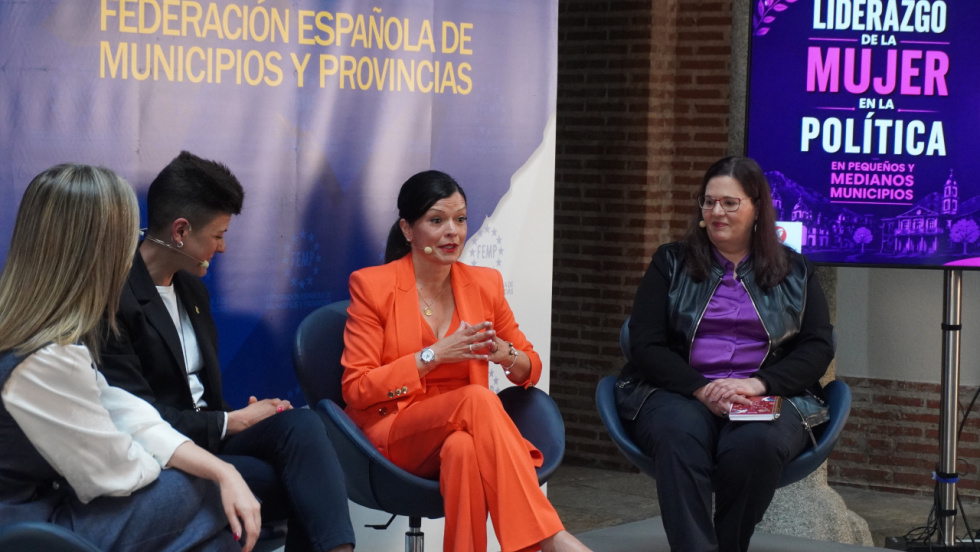 Mos lleva su experiencia en igualdad a la FEMP en el marco del 45 aniversario de la Federación