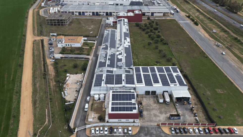 Un año después del apagón: la seguridad energética revoluciona el autoconsumo en España