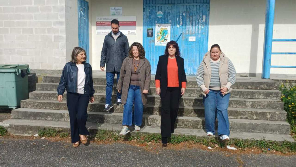 La Deputación invierte 130.000 euros en A Caniza para reformar el pavillón das Touzosas y mejorar la EP-5102