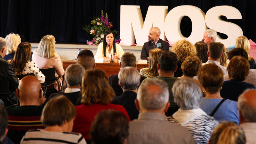 El vicesecretario de Educación del PP presenta su novela sobre Caravaggio en el Pazo de Mos