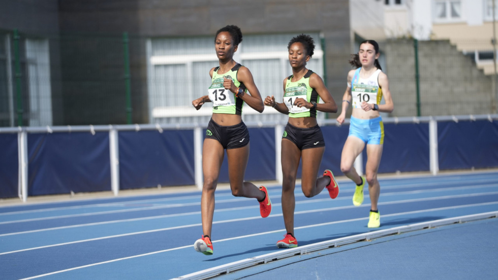 Los fondistas gallegos y asturianos se dan cita en Cervo con David de la Fuente y Zelinda Spencer como grandes triunfadores
