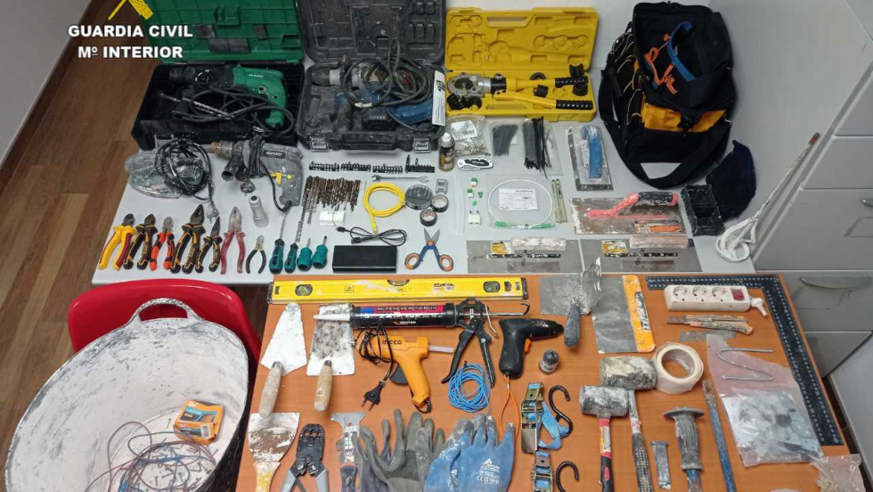 Detienen en Nigrán a un varón por robar herramientas valoradas en 3.500 euros