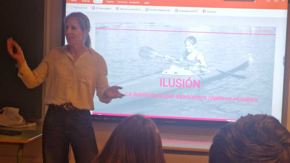 La deportista olímpica Teresa Portela lleva su experiencia vital y deportiva al CPI de Rodeiro