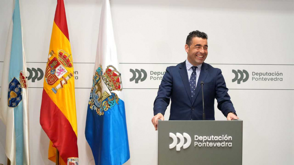 La Deputación aprueba 400.000 euros para Cangas: empleo y nuevo césped en el campo do Keniata