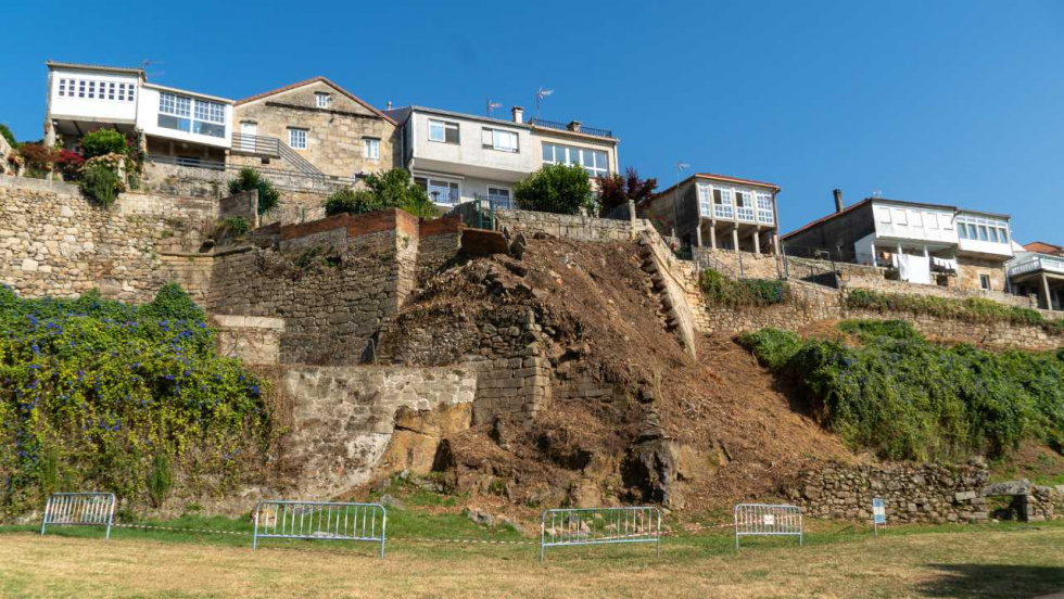 Tui avanza en la recuperación del Baluarte Ángulo dos Demos