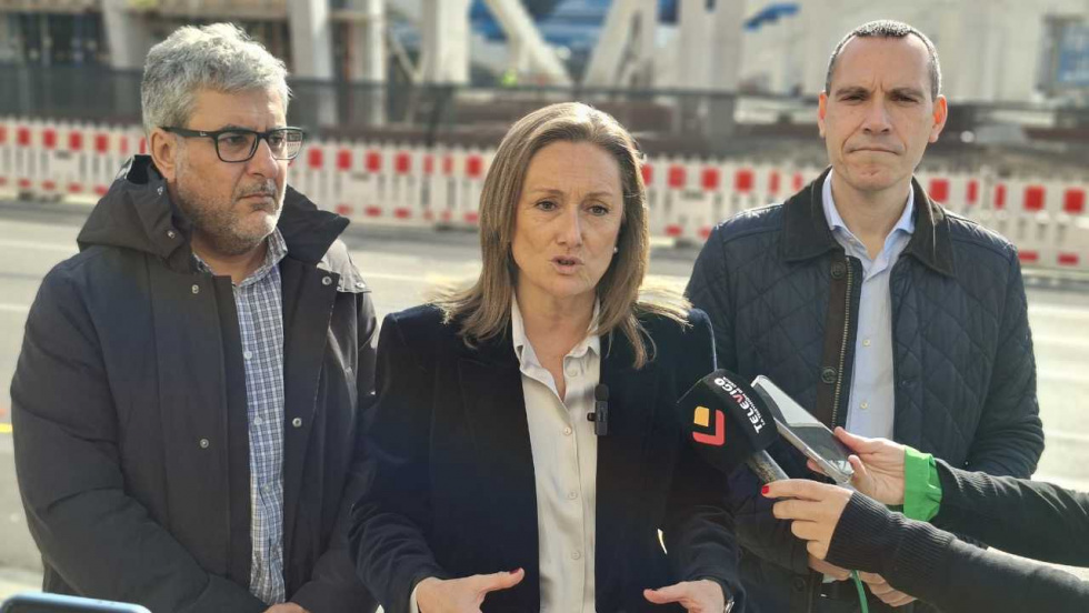 Luisa Sánchez exige a Caballero aclarar si Aqualia pagará los colectores de Balaídos