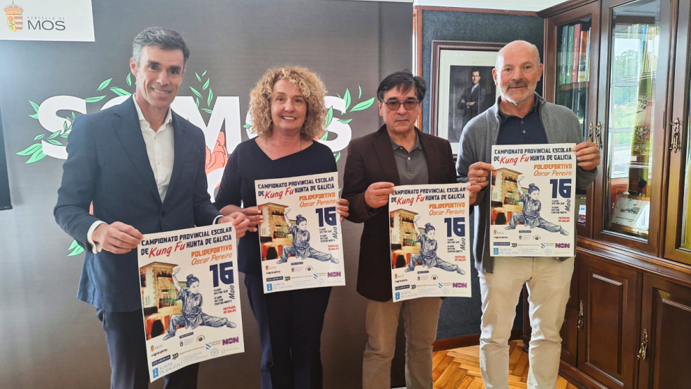 Cuatrocientos jóvenes llenan el Óscar Pereiro de artes marciales en el provincial escolar de Kung Fu