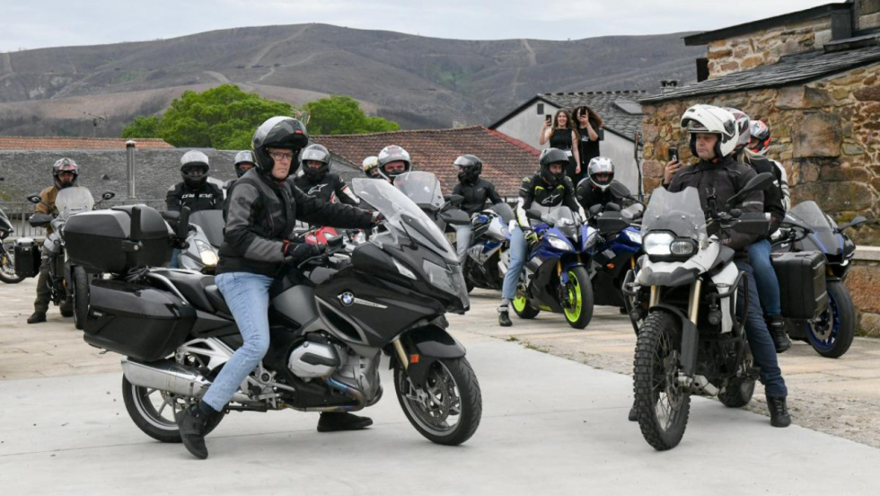 Rueda asiste a la VII edición de la xuntanza moteira de Motoros