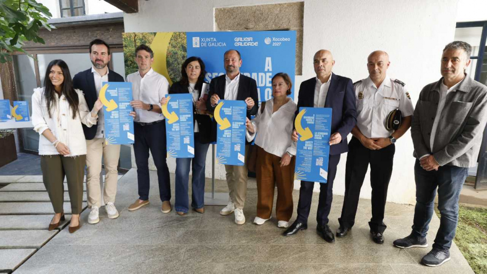 La Xunta lanza una campaña informativa para peregrinos con más de 7.600 carteles de acceso directo a emergencias