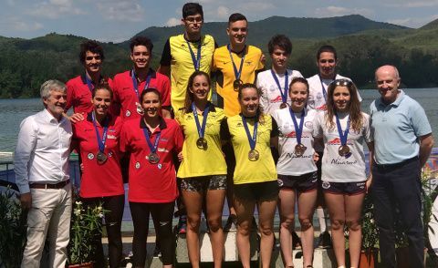 Podium relevo 4x1250m.